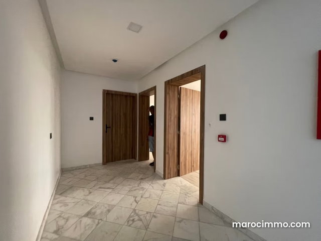 Plateaux bureaux neufs à louer à Guéliz — 3