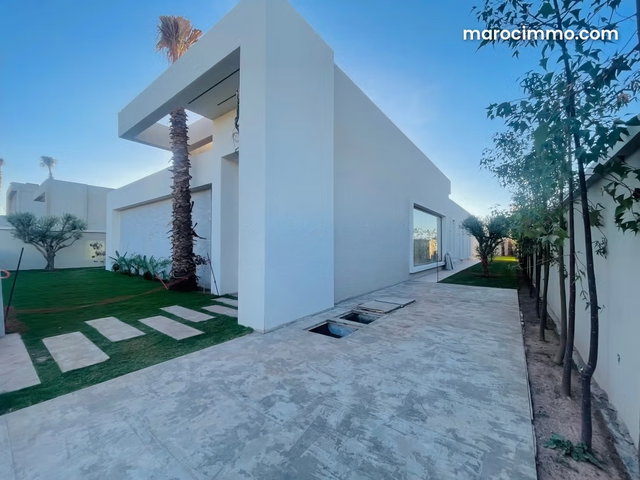 Maison de luxe à vendre sur plan Route de l'Ourika 1000 m2 — 3
