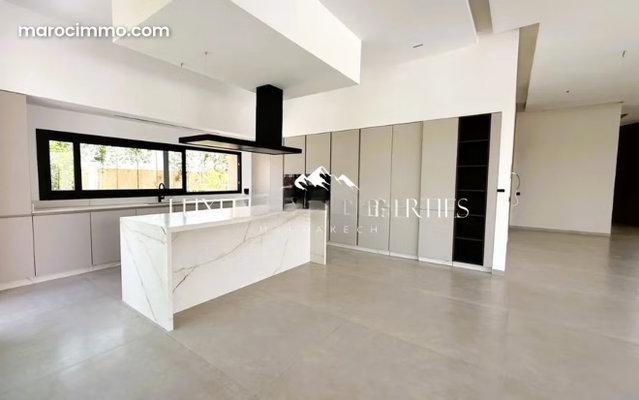 Villa Contemporaine à Vendre – Route d’Ourika — 5