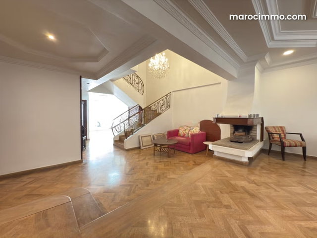 Spacious 230m2 Duplex in Prime Location Ideal for Large Family — 2