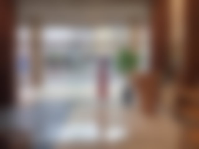 فرصة استثمارية: محل تجاري مع شرفة في حي إزدهار بمراكش — 3