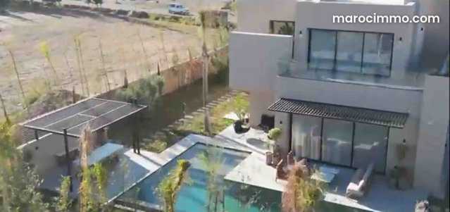 MAISON 400 m² TERRAIN 1000 m² — 3