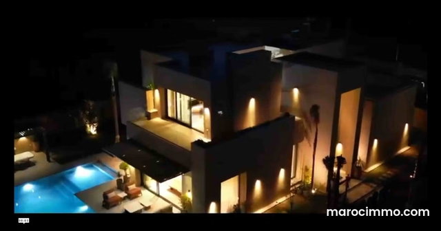 MAISON 400 m² TERRAIN 1000 m² — 4