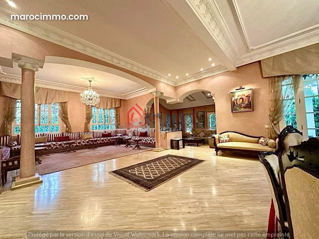 Villa 500 m² sur 714 m² de terrain à Mandarona, Casablanca — Casablanca