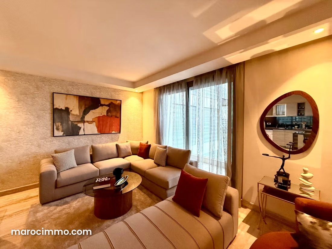 3-Bedroom Apartment with Terrace, Golden Triangle, Casablanca — Casablanca