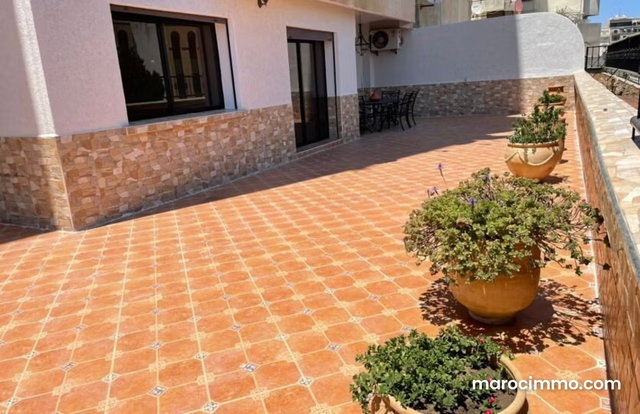 Appartement avec terrasse a louer quartier administratif surface 280m² — 5