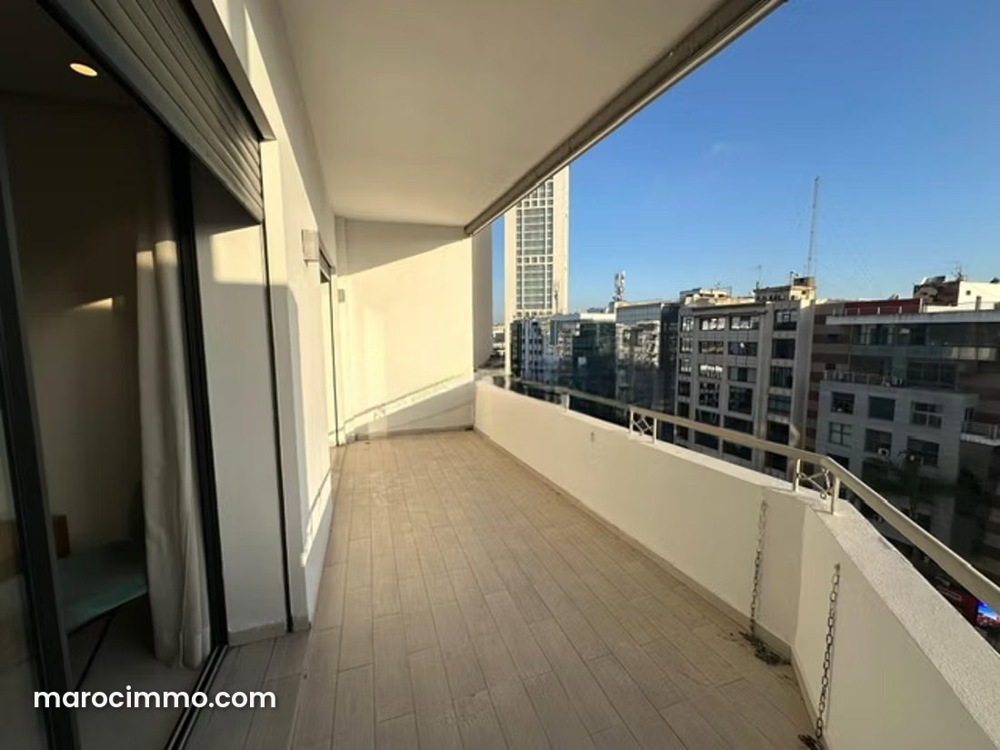 Furnished apartment with terrace in the heart of Gauthier, Casablanca — Casablanca