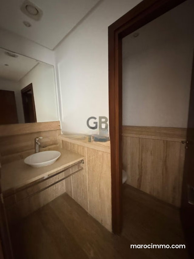 Bel Appartement en location à Hay Riad — 3
