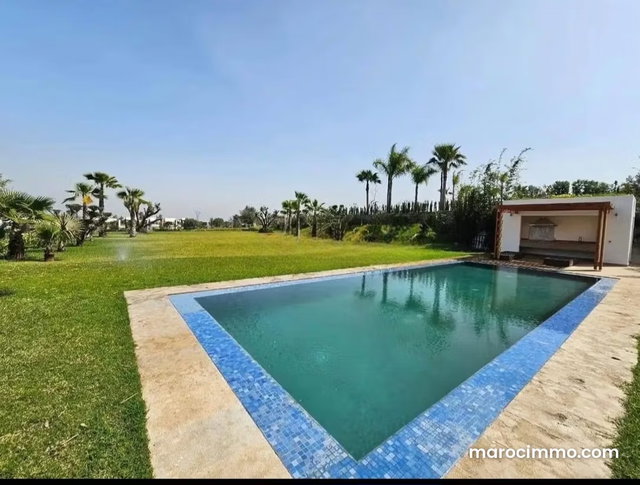 Belle villa à la vente sur CGI — 2