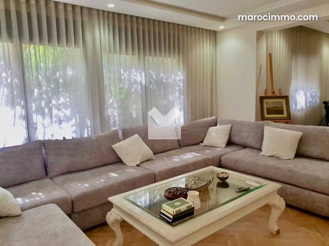 Appartement à Vendre de 198.0 m² à Casablanca, Hopitaux — 2