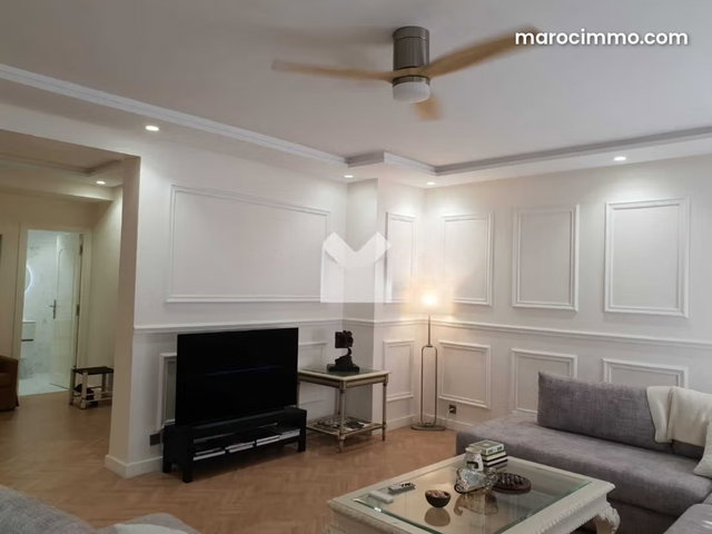 Appartement à Vendre de 198.0 m² à Casablanca, Hopitaux — 4