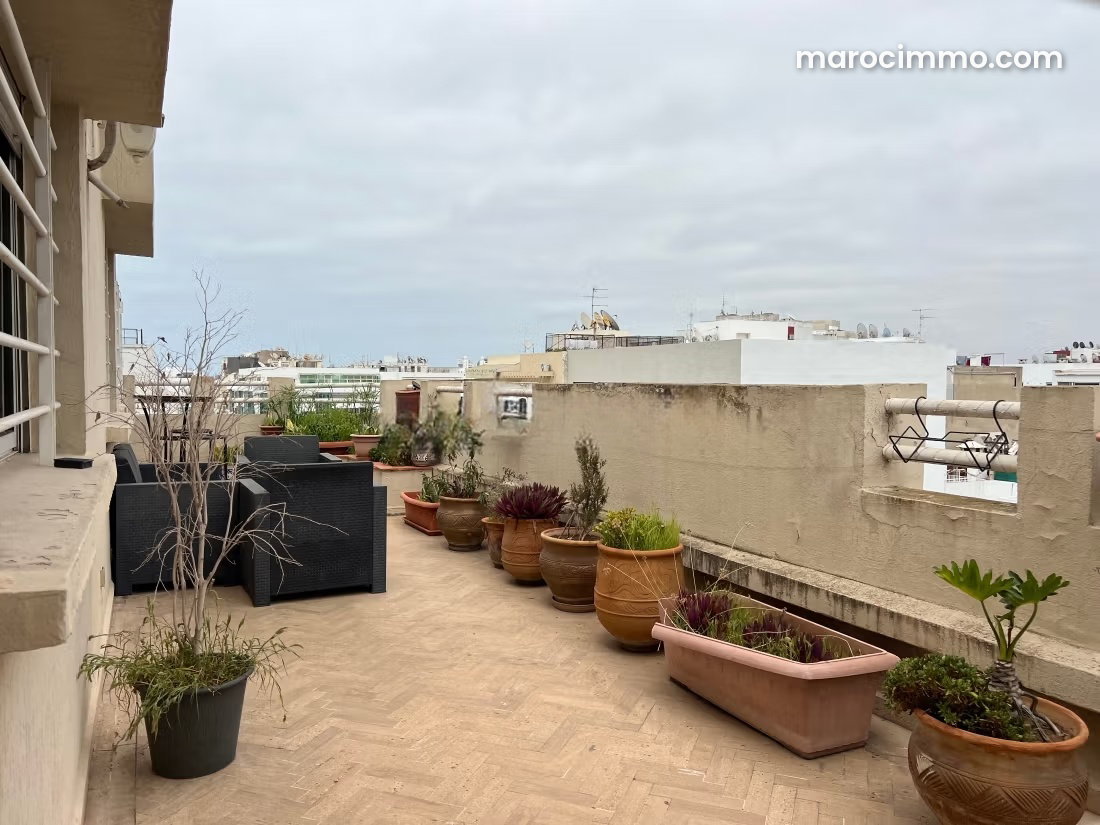 Appartement meublé 230 m² avec terrasse au Gauthier Casablanca — Casablanca