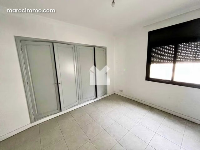 Appartement à Vendre de 214.0 m² à Casablanca, Racine — 2