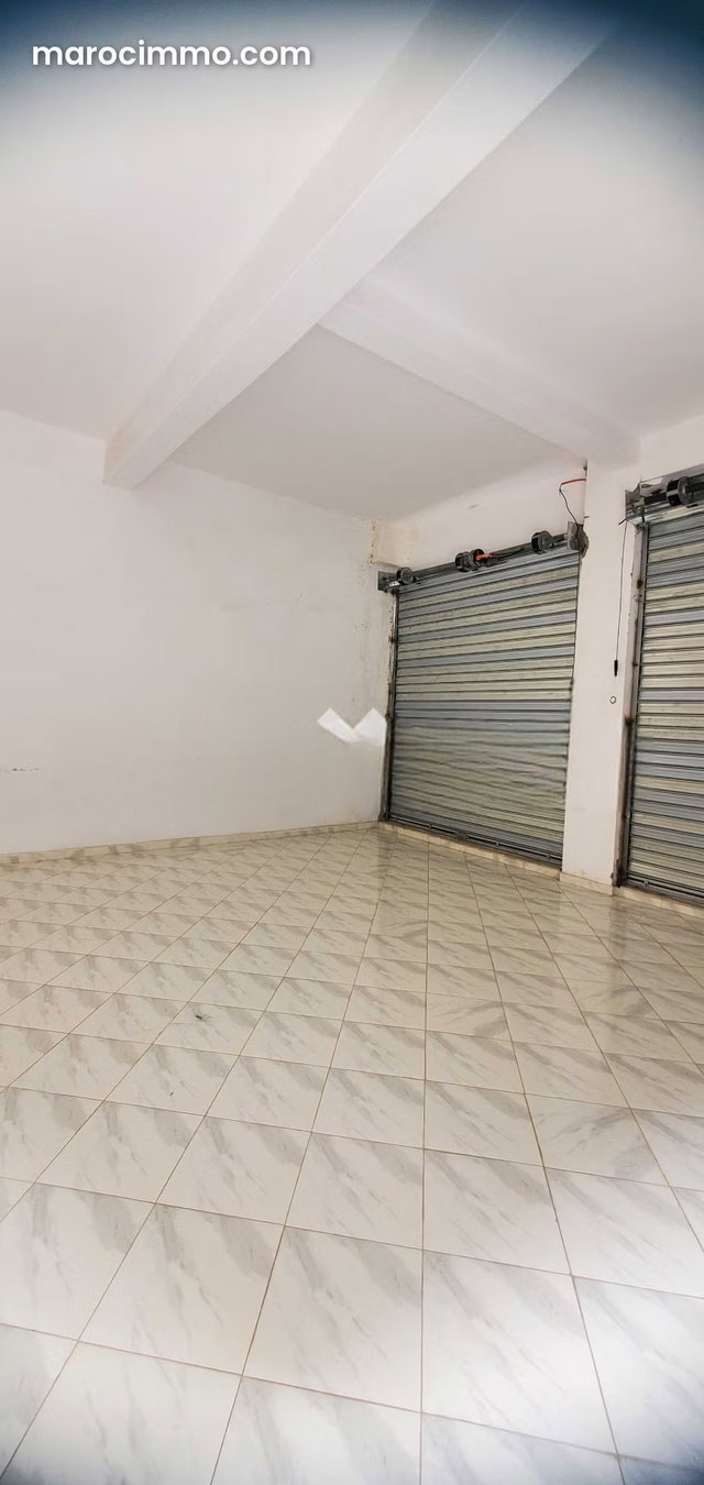 Local commercial à Louer de 50.0 m² à Casablanca, Ain Sebaa — 4