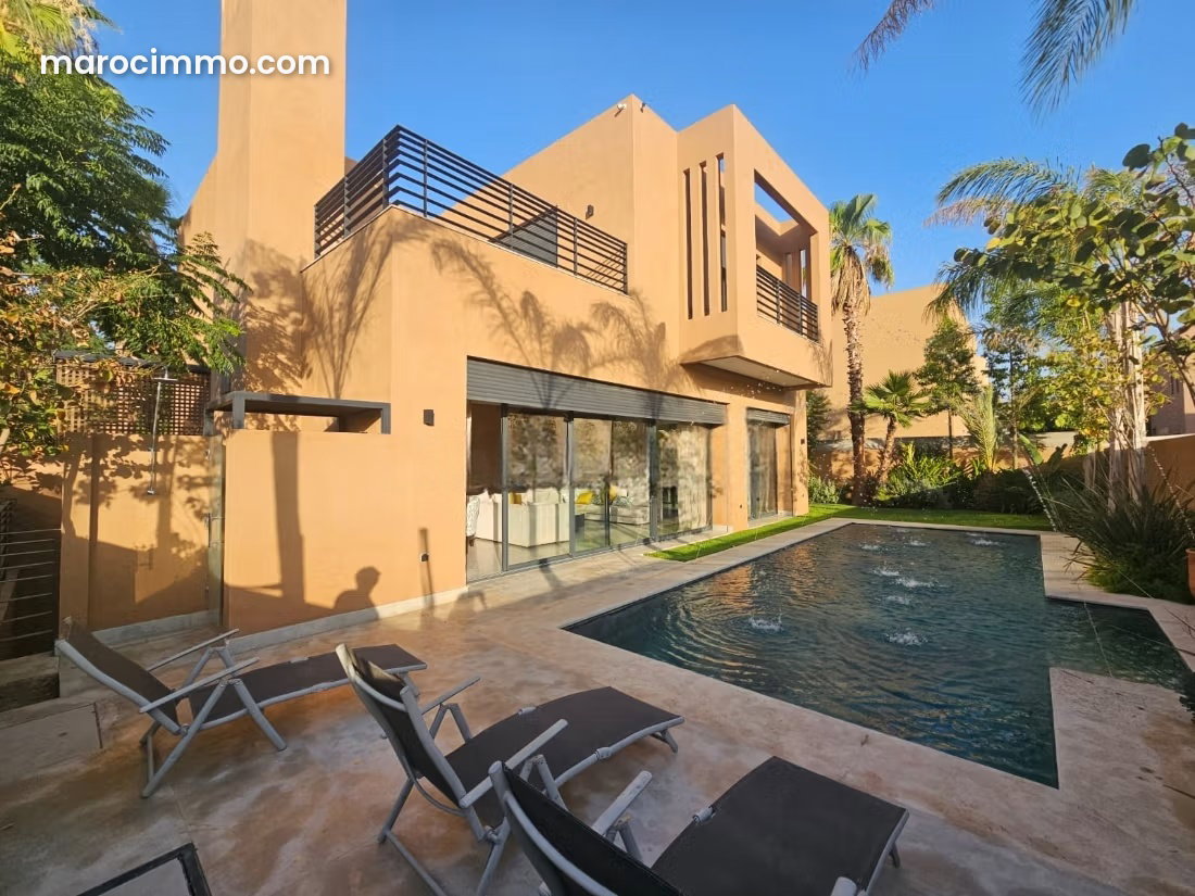شقة فاخرة بحديقة ومسبح للإيجار في أمليكيس مراكش — مراكش