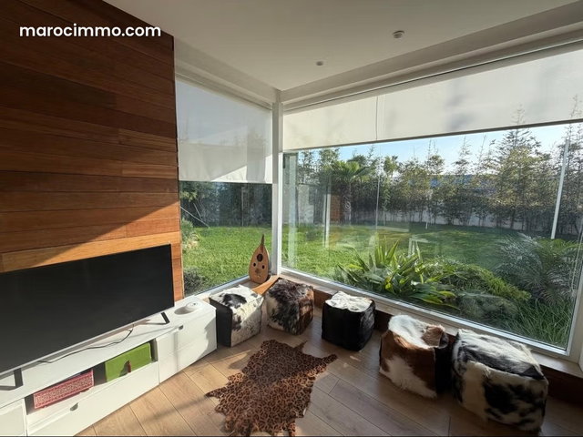 Villa a vendre sur souissi — 2