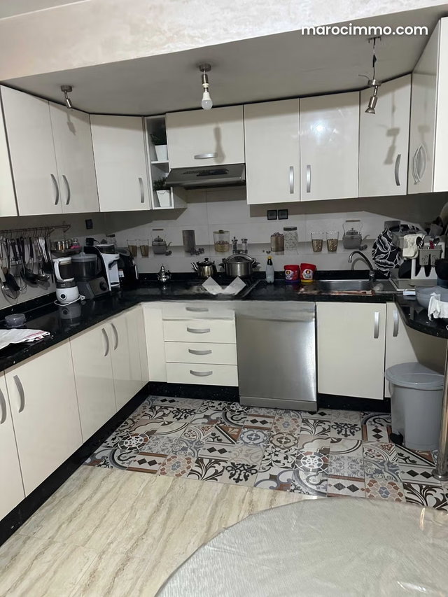 Appartement à Vendre de 124.0 m² à Casablanca, Oulfa — 3
