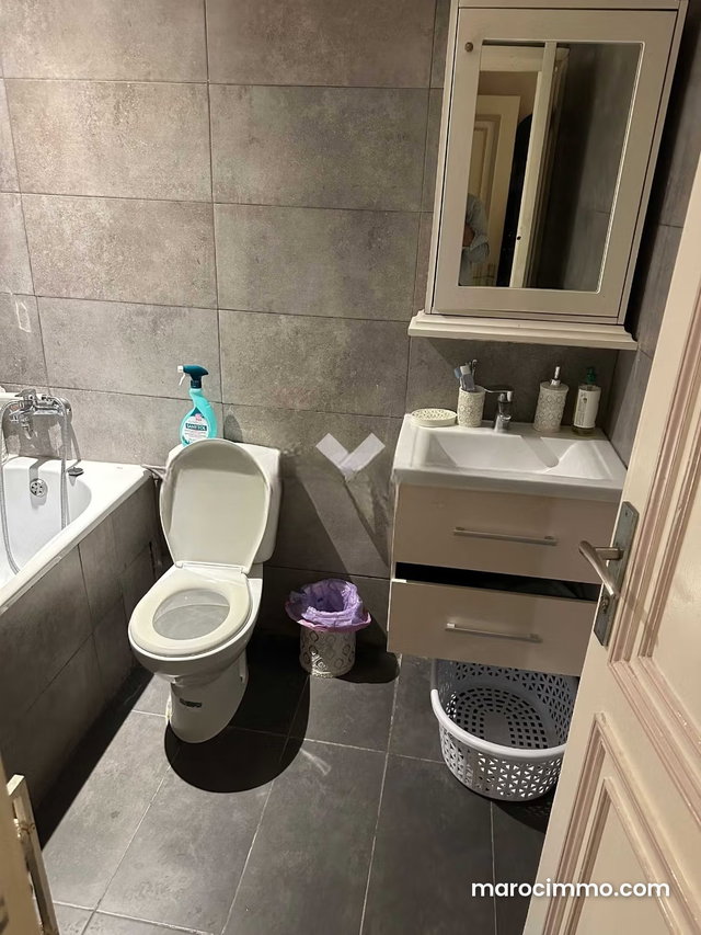 Appartement à Vendre de 124.0 m² à Casablanca, Oulfa — 5