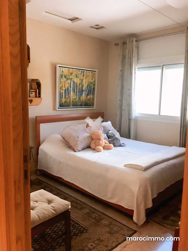 Appartement à Vendre de 214.0 m² à Rabat, Riyad — 2