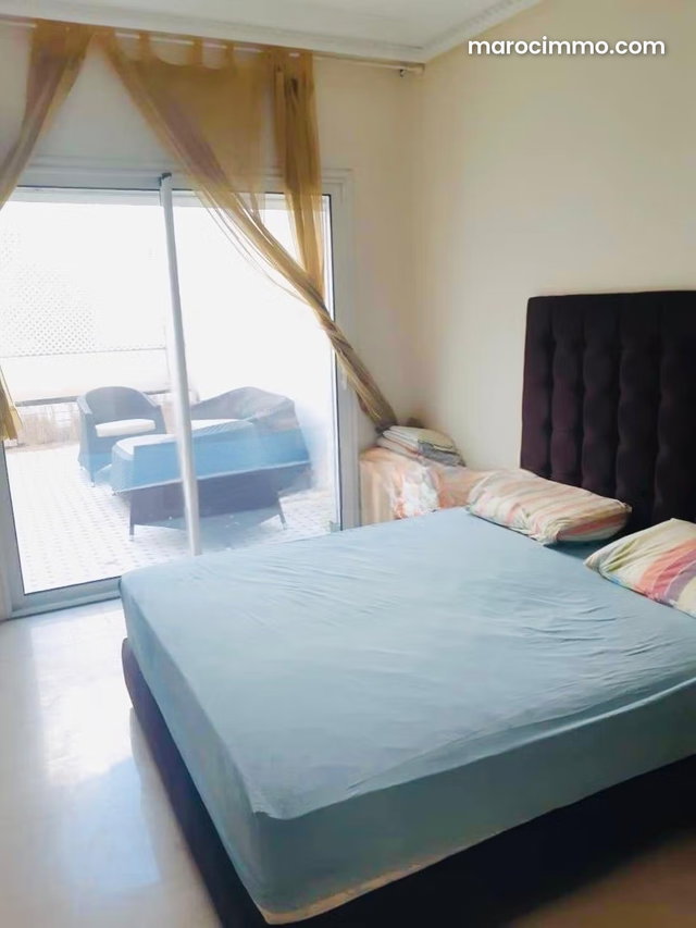 The IRIS. FOR SALE Superb 1 bedroom apartment with terrace. Parking and box available. — 2