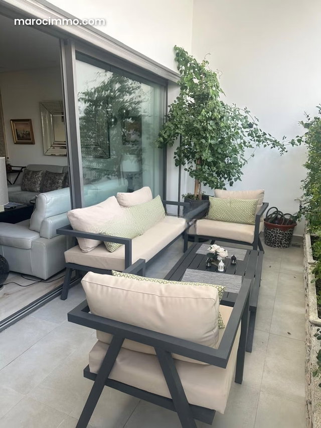 Splendide appartement à vendre à El Menzeh. 3 chambres — 4
