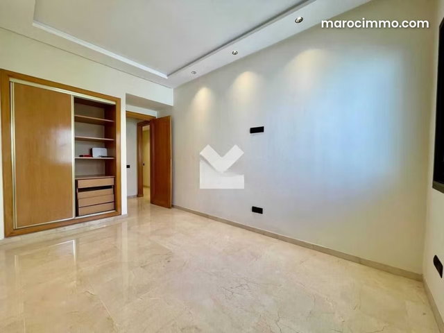 Apartment for Rent in Casablanca, Racine — 5