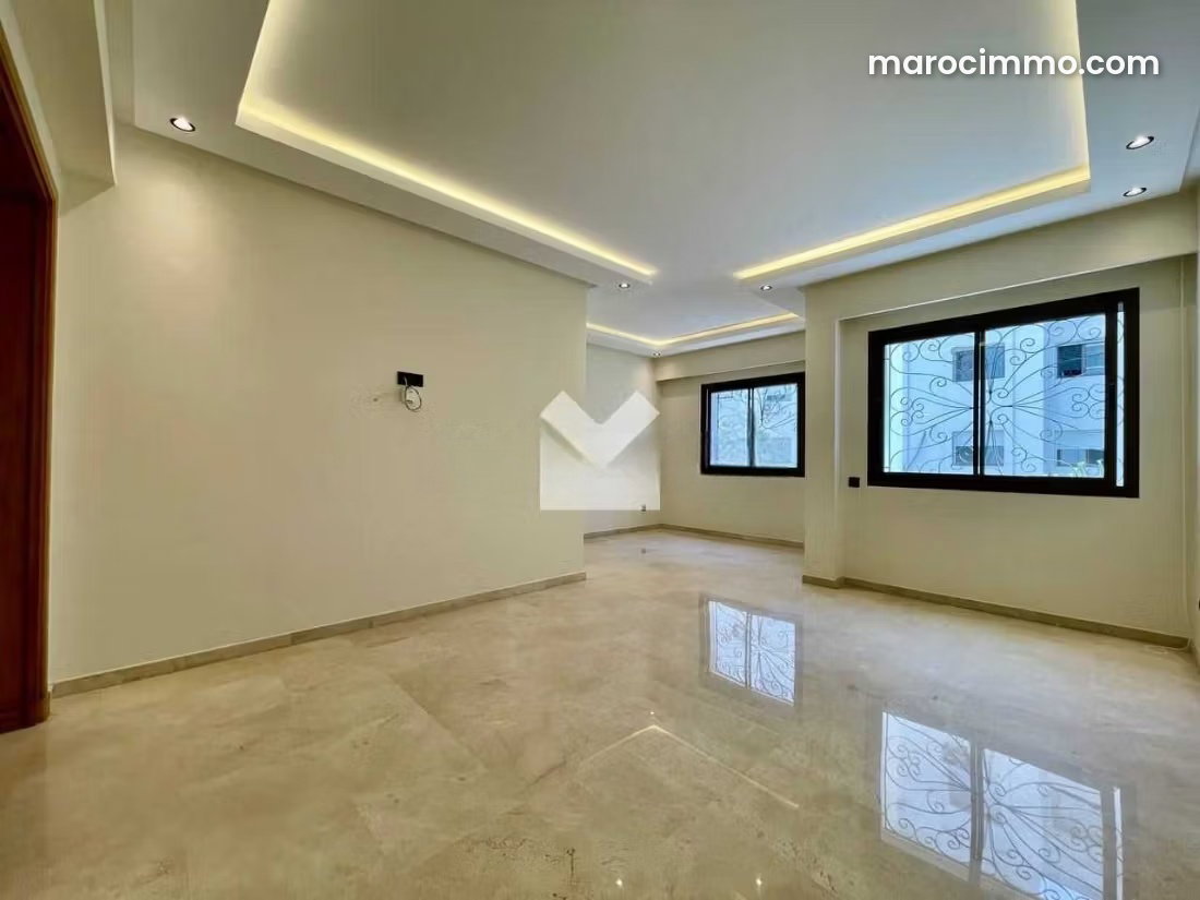 3-Bedroom Apartment, Racine, Casablanca — Casablanca