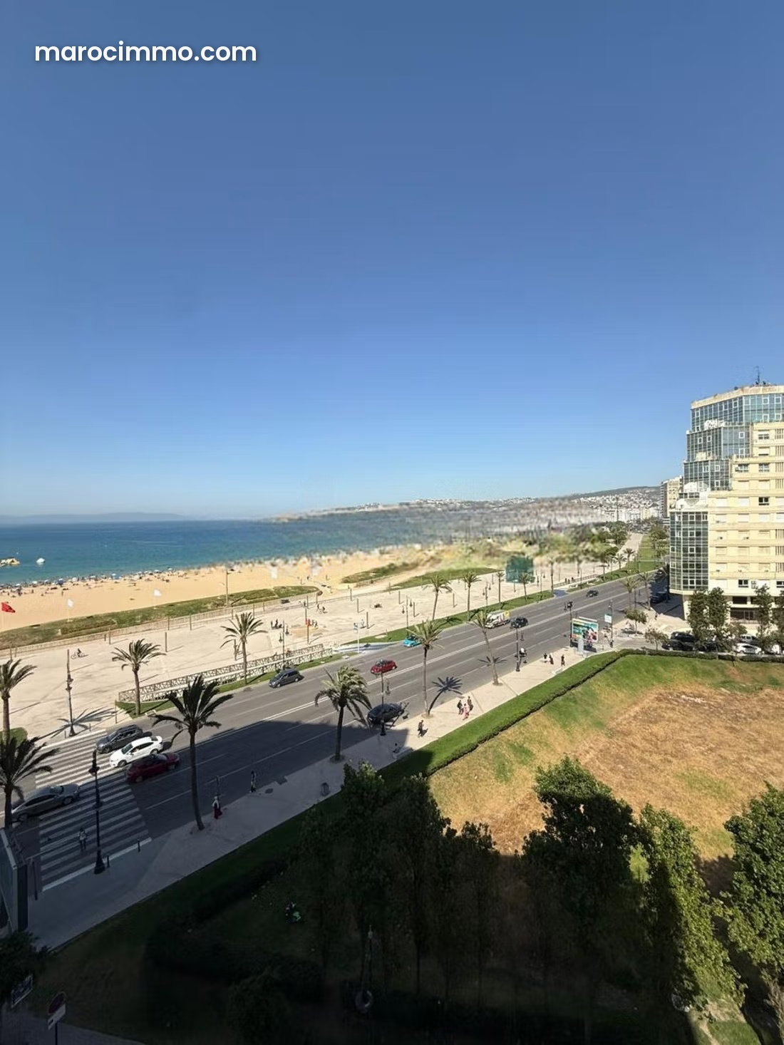 Sea-view apartment for rent in Tangier's De La Plage district — Tangier