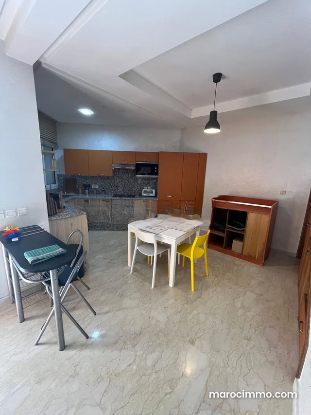 Villa de luxe à vendre à Sidi Rahal. 3 chambres. Tout confort avec cheminée et climatisation — 2