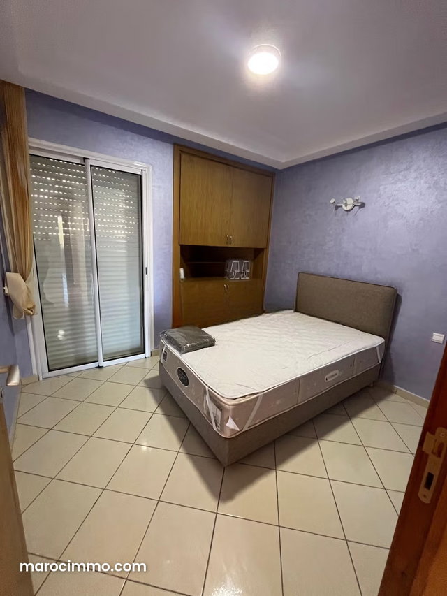 Villa de luxe à vendre à Sidi Rahal. 3 chambres. Tout confort avec cheminée et climatisation — 4
