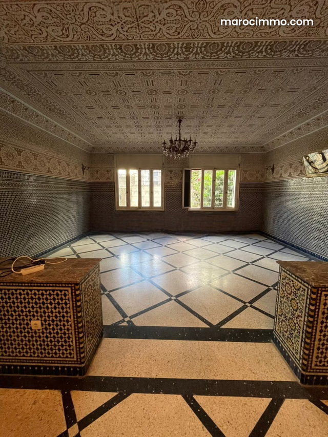 Vend appartement à Maârif. Surface totale 405 m². Cheminée et service de conciergerie — 5