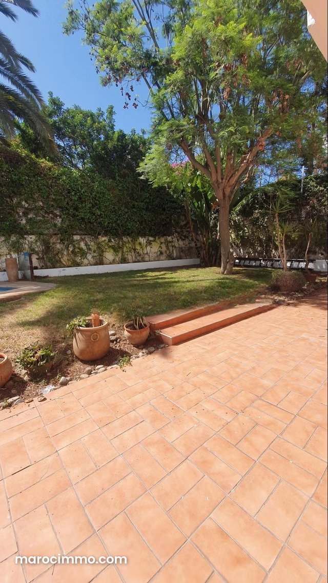 Luxury Villa for Rent in Cil — 3