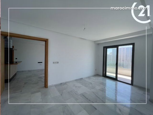 Elegant City Center Apartment — 5