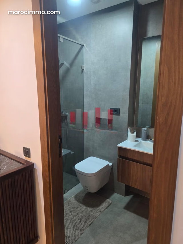 Rez de jardin avec piscine privee — 4