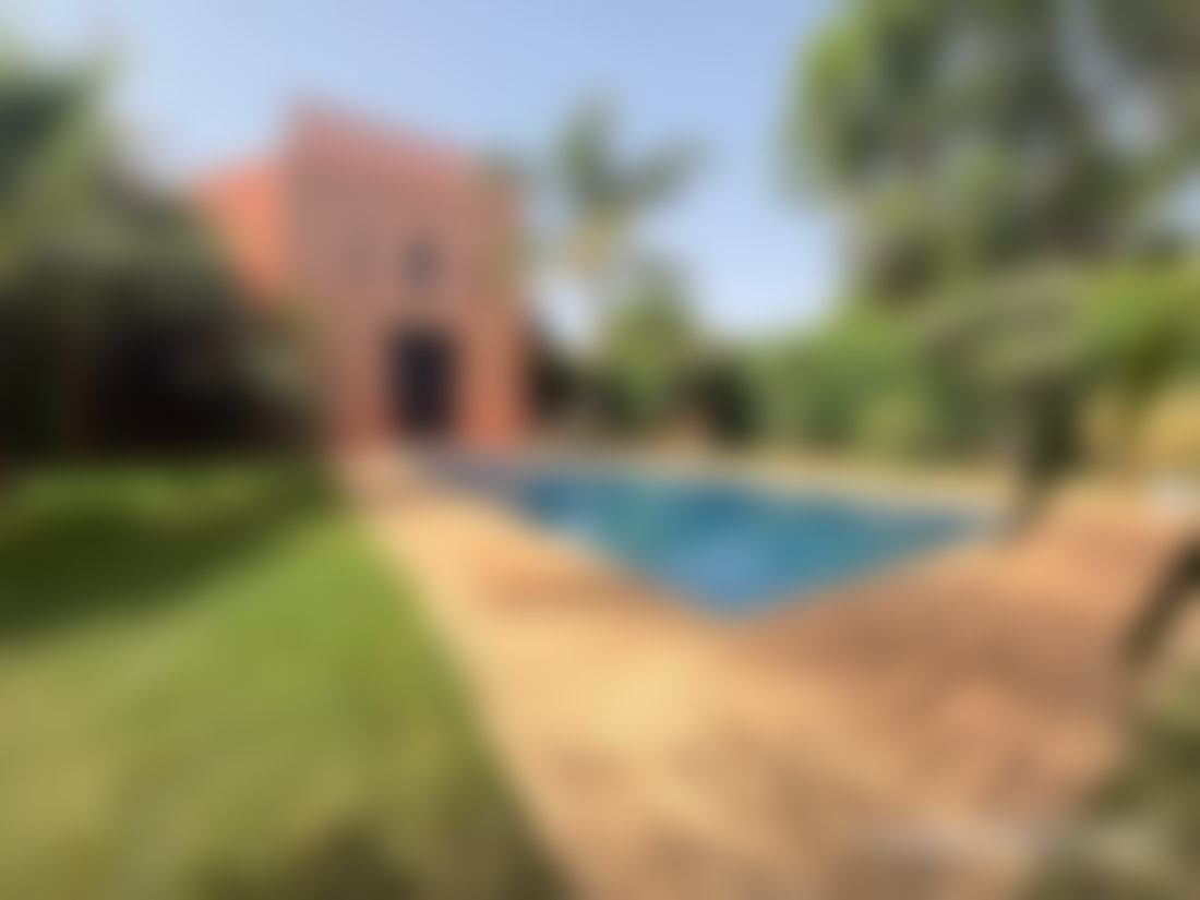 فيلا فاخرة مع مسبح وحديقة في أمليكيس مراكش