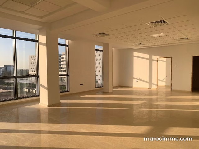 Plateau de bureau à louer sur SIDI MAAROUF — 2