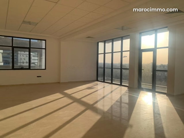 Office for Rent on Bd ZOULIKHA NACIRI — 3