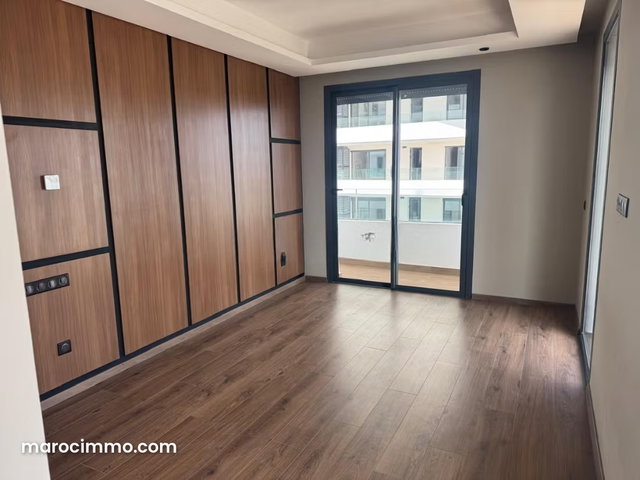 Etage élevé jamais habité 6ème — 4