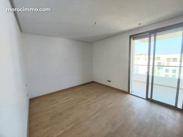 Appartment sans vis à vis en Location à Souissi — 4