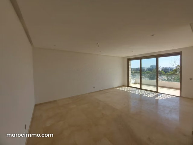 Appartment sans vis à vis en Location à Souissi — 5