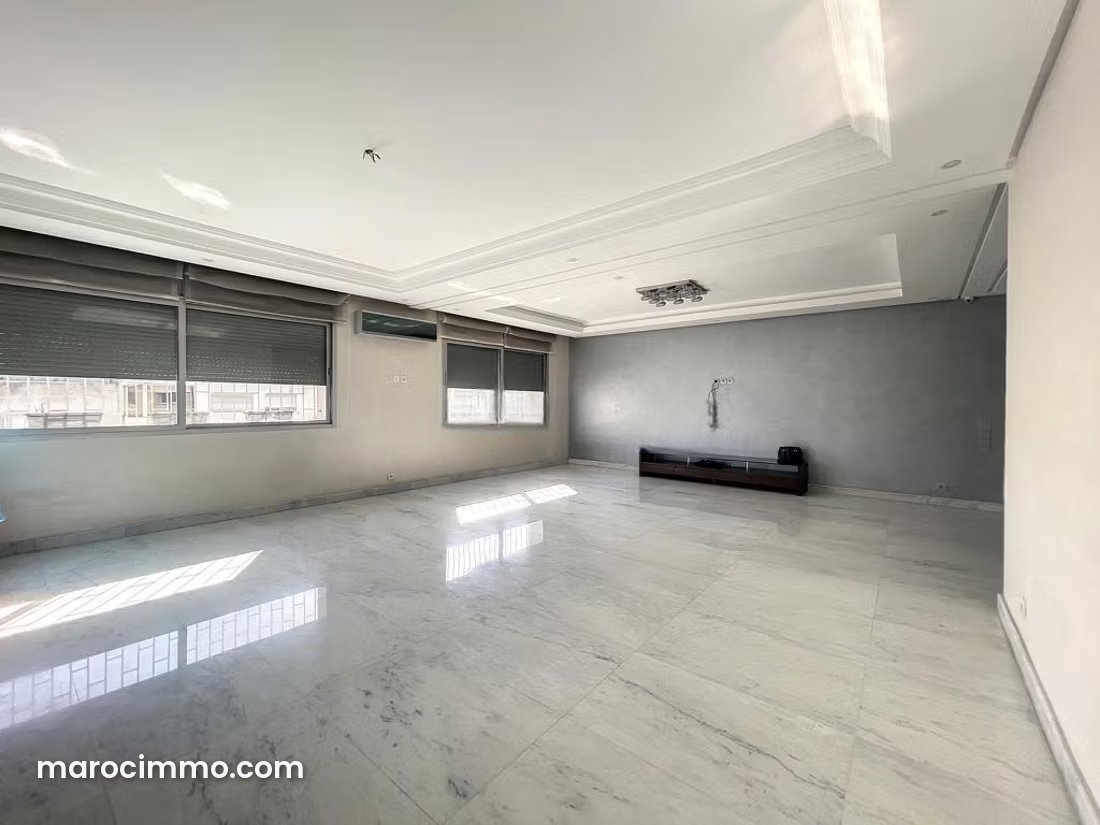 220 sqm Apartment, 3 Bedrooms, Gauthier, Casablanca — Casablanca