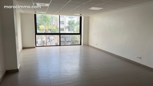 Bureaux à louer en plein Bd Massira Al Khadra Surface de 235 m². Ascenseur et terrasse — 4