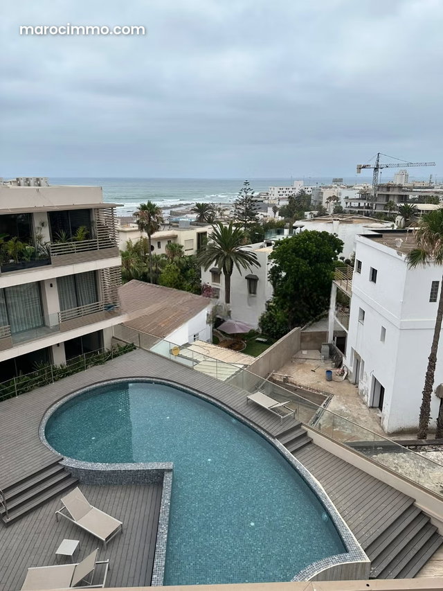 Superbe appartement à louer à Anfa. 2 pièces confortables. Antenne parabolique, résidence sécurisée — 4