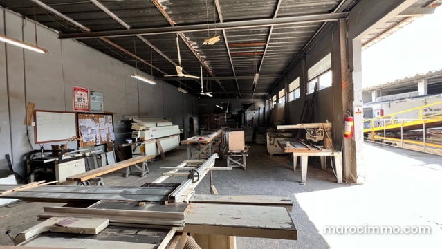 Vente terrain à Al Kamra. Surface totale 2536 m² — 4