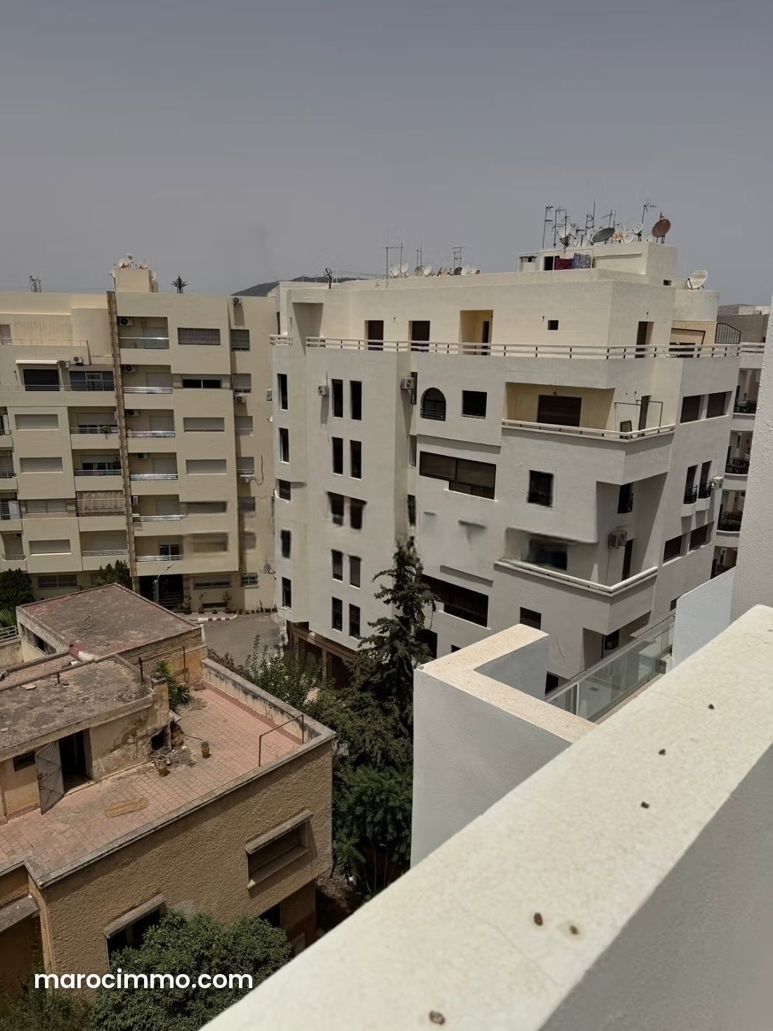 شقة فاخرة بتراس وحديقة للبيع في فاس — فاس