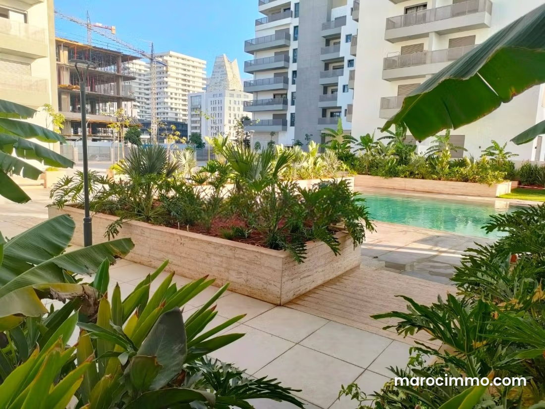 Furnished 57 sqm Apartment, Casablanca Finance City, Swimming Pool — Casablanca
