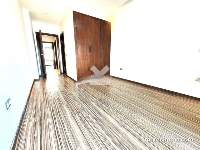 Appartement à Vendre de 129.0 m² à Casablanca, Hopitaux — 4