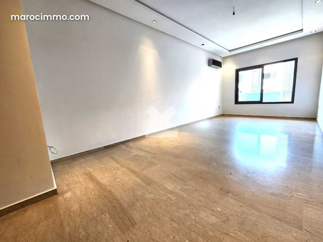 Appartement à Vendre de 129.0 m² à Casablanca, Hopitaux — 2