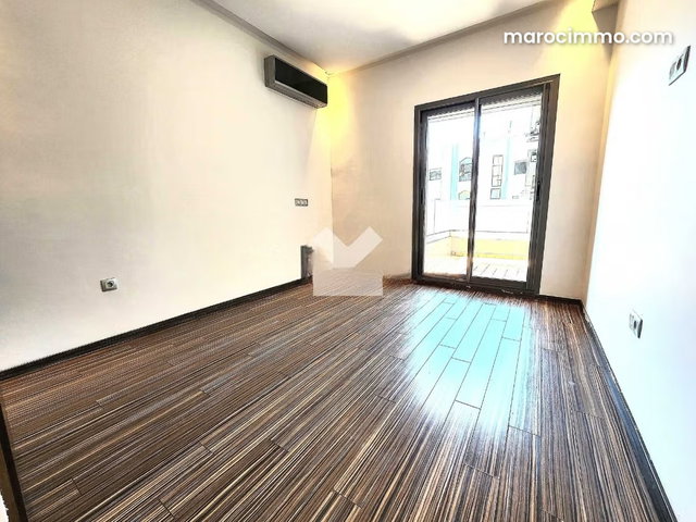 Appartement à Vendre de 129.0 m² à Casablanca, Hopitaux — 3