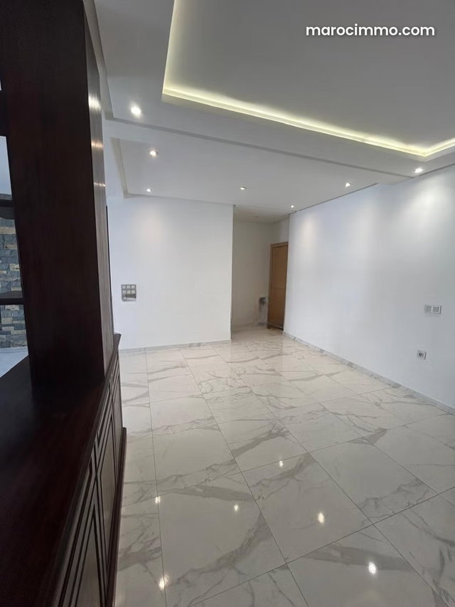 A Magnificent Apartment for Rent 3mn from Lycée Descartes — 5